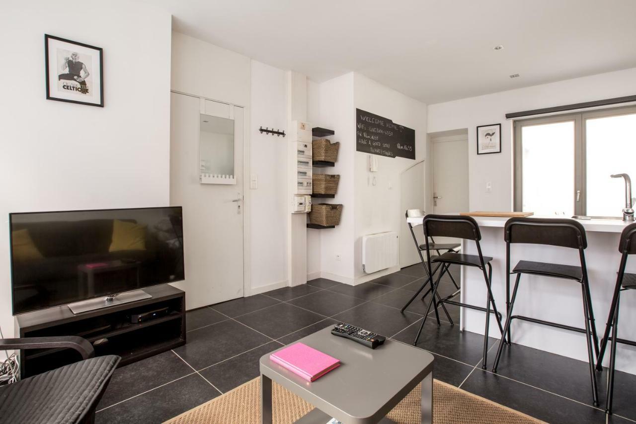 Charmant Appartement Au Coeur Du Vieux リール エクステリア 写真