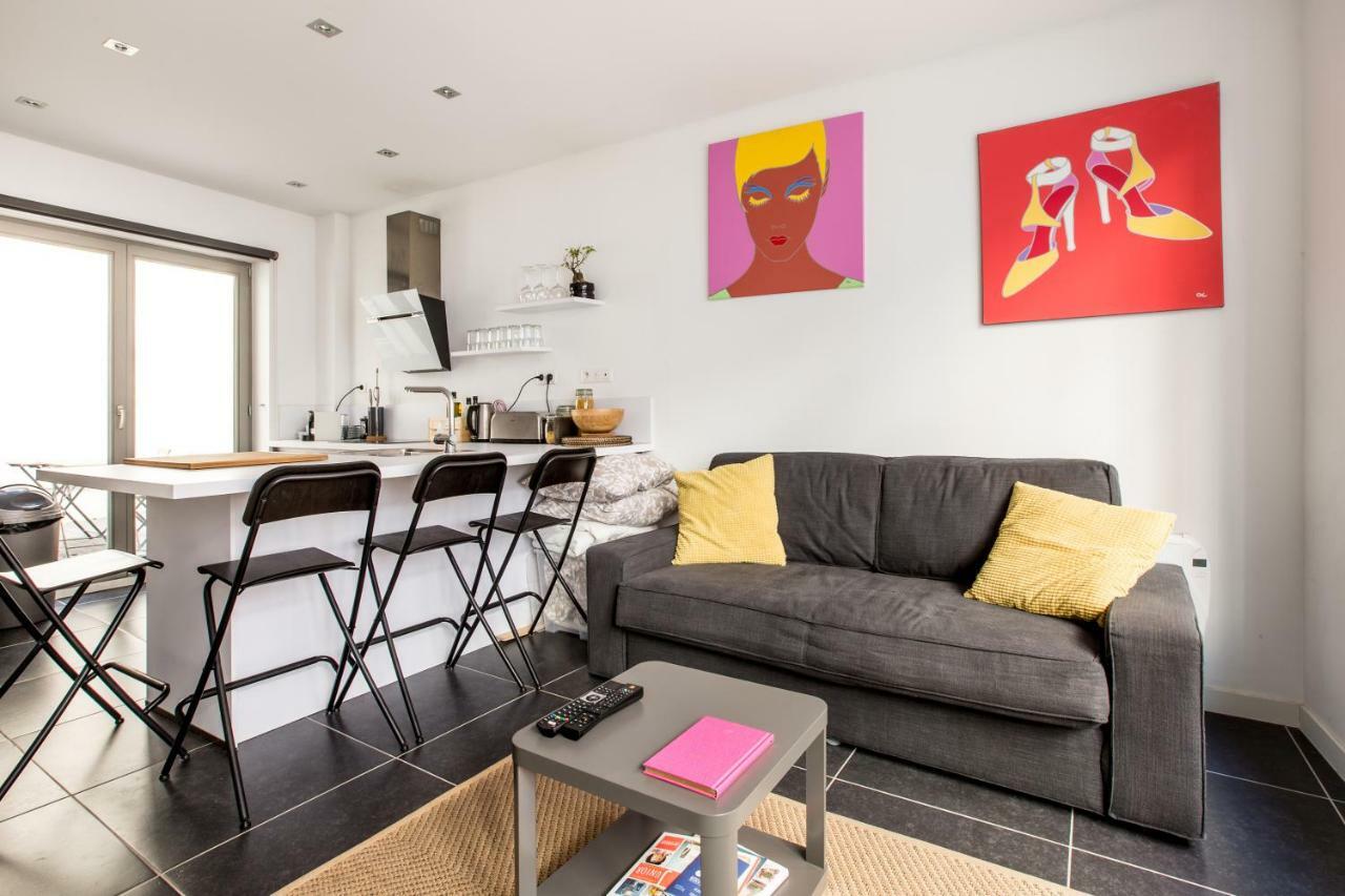 Charmant Appartement Au Coeur Du Vieux リール エクステリア 写真